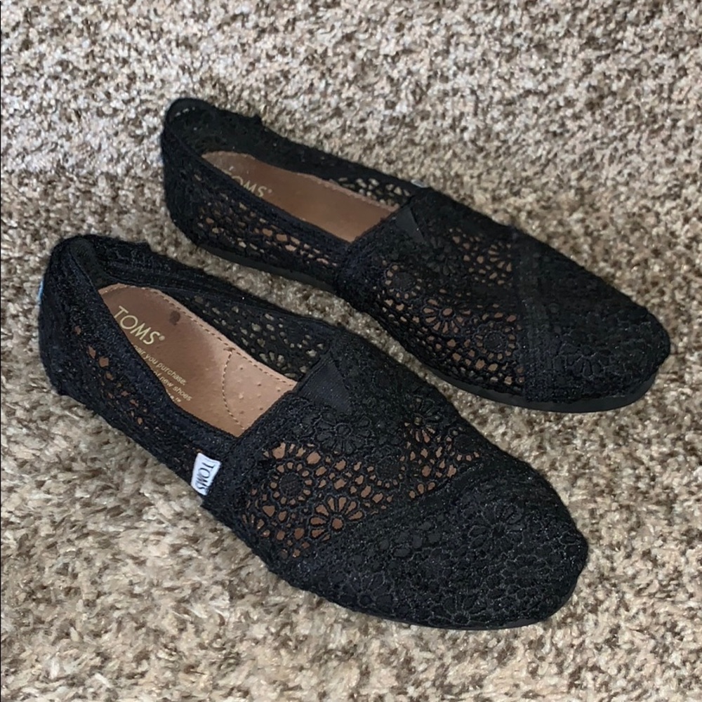 Toms Black Crochet Women's Slip On Shoes 6.5